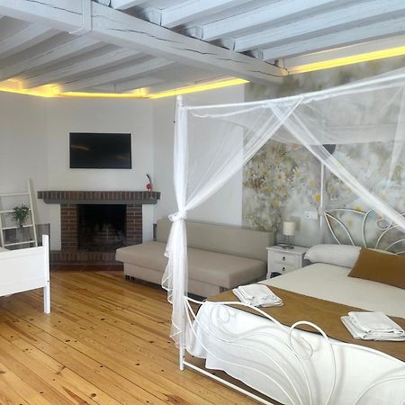Casa Jardin El Colmenar Hotel Las Navas Del Marques Ngoại thất bức ảnh