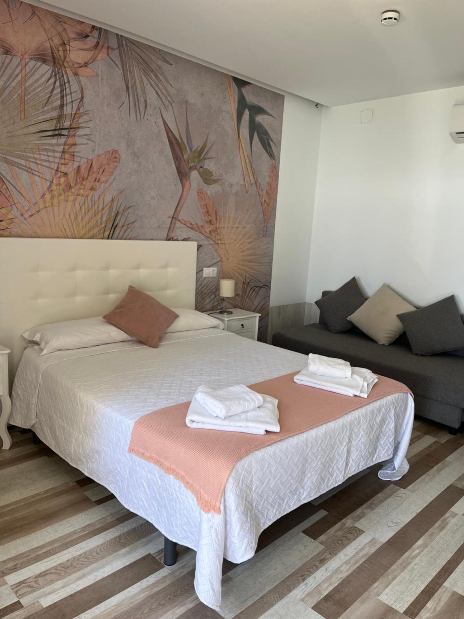 Casa Jardin El Colmenar Hotel Las Navas Del Marques Ngoại thất bức ảnh