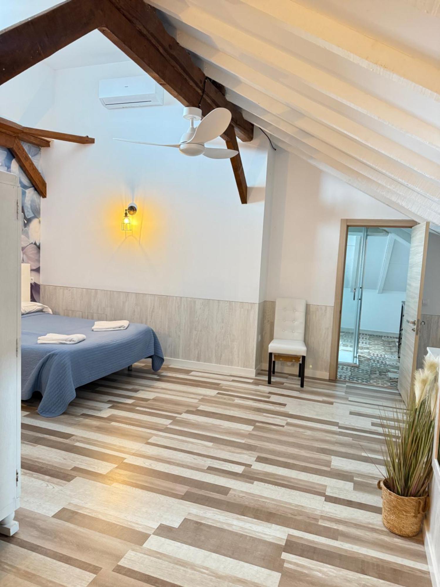 Casa Jardin El Colmenar Hotel Las Navas Del Marques Ngoại thất bức ảnh